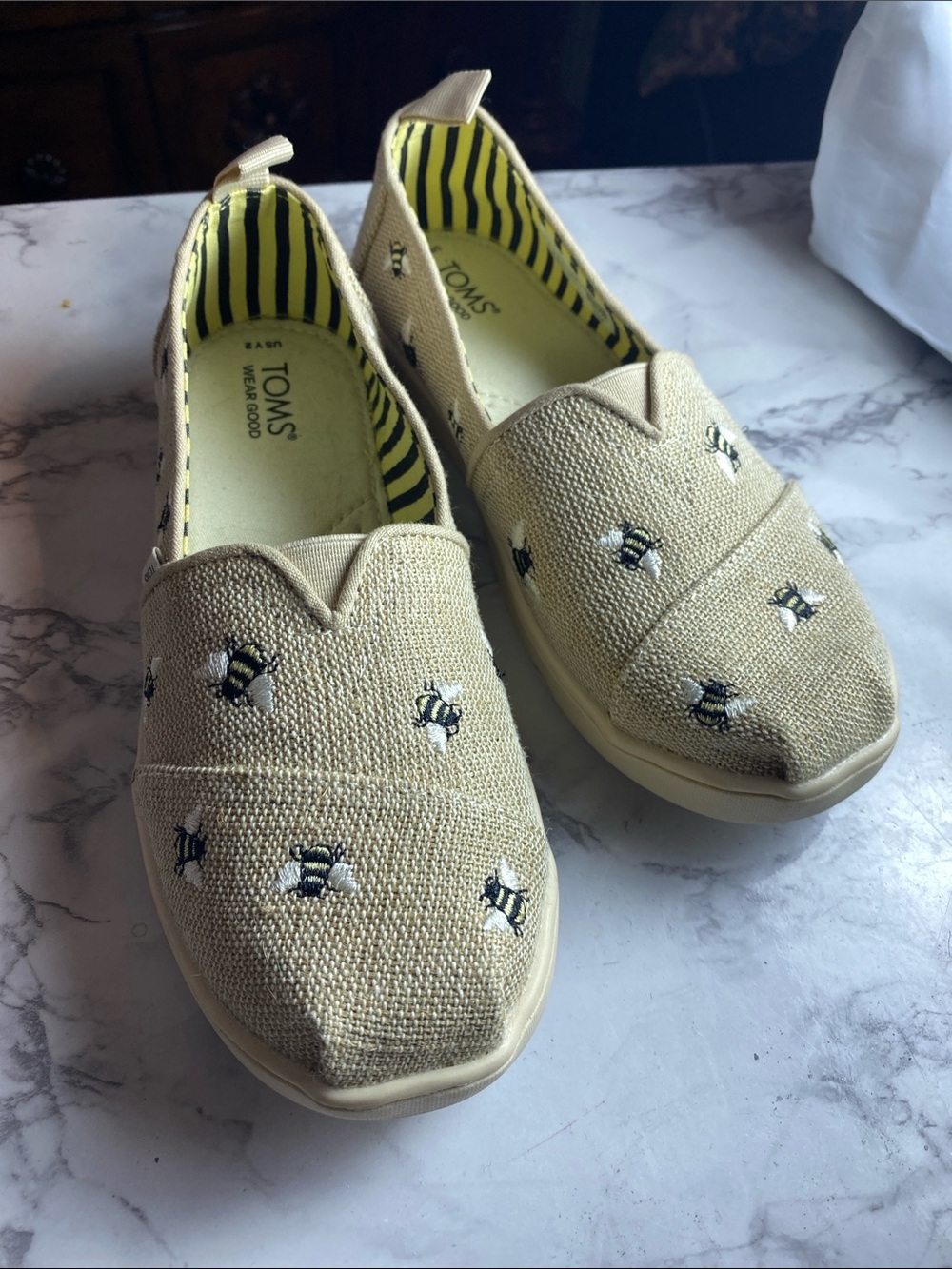 TOMS Kids Beige Slip-On Toms Valencia Platform Espadrilles Bees Embroidery